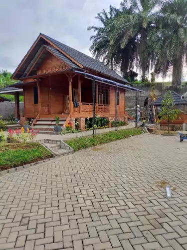 Jasa-Pembuatan-Rumah-Kayu